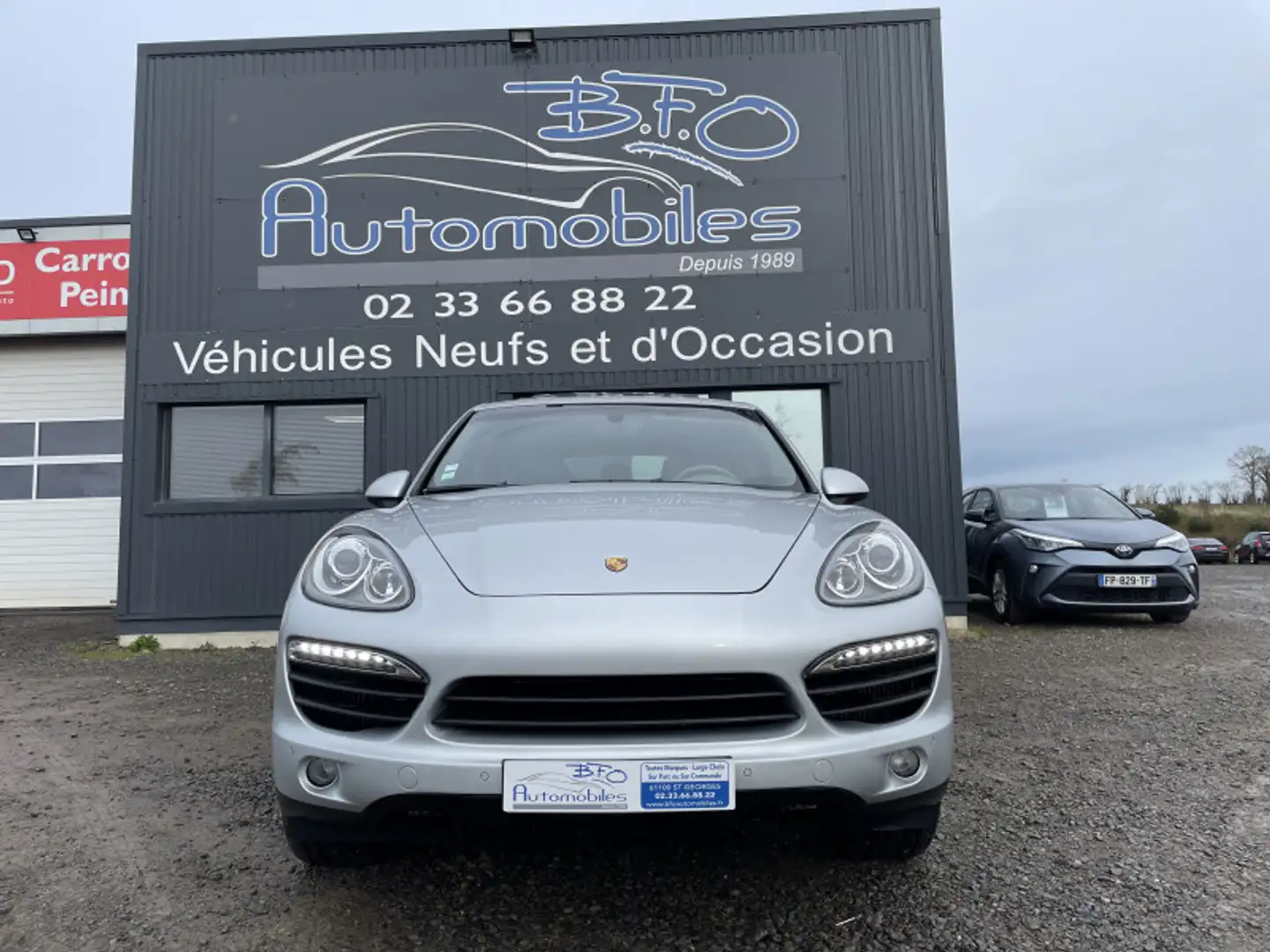 Porsche Cayenne (958) 4.2 385CH S DIESEL Grijs - 2