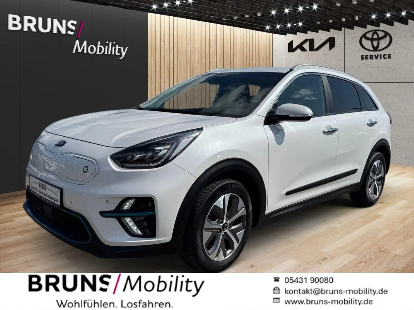 Kia e-Niro 64kWh Spirit 3 Ph Lader Weiß - 1