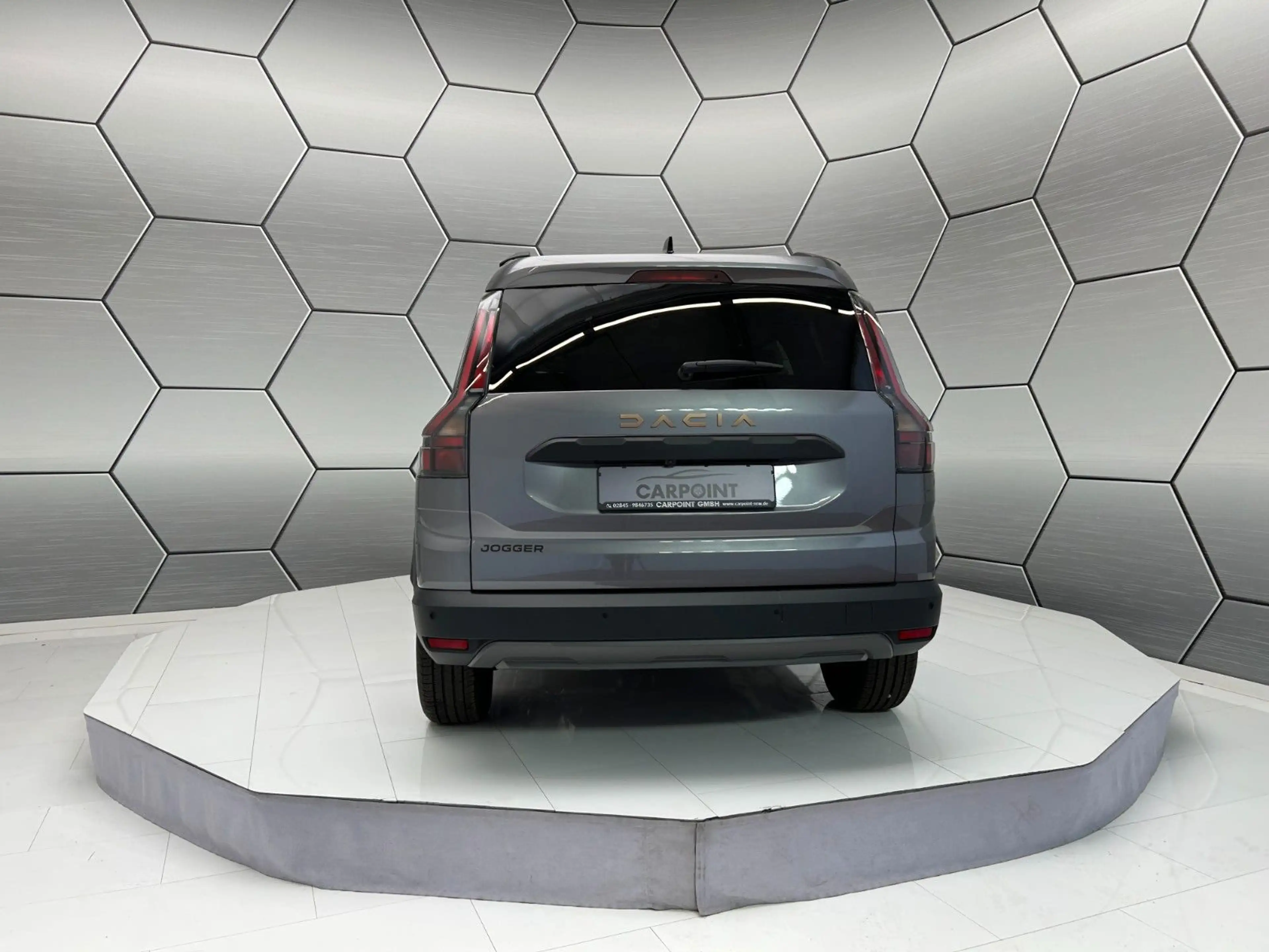 Dacia Jogger Extreme Eco-G 120 7-Sitzer Winter/Driving — photo 5