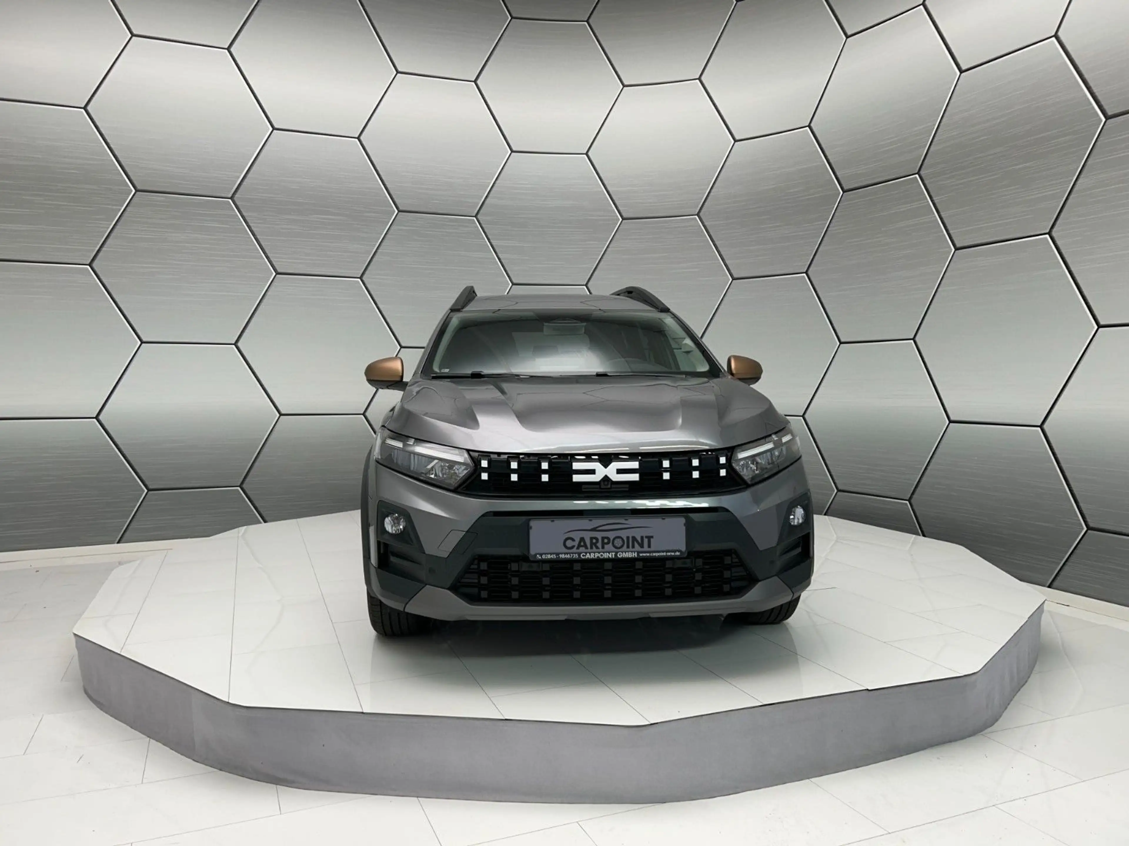 Dacia Jogger Extreme Eco-G 120 7-Sitzer Winter/Driving — photo 9