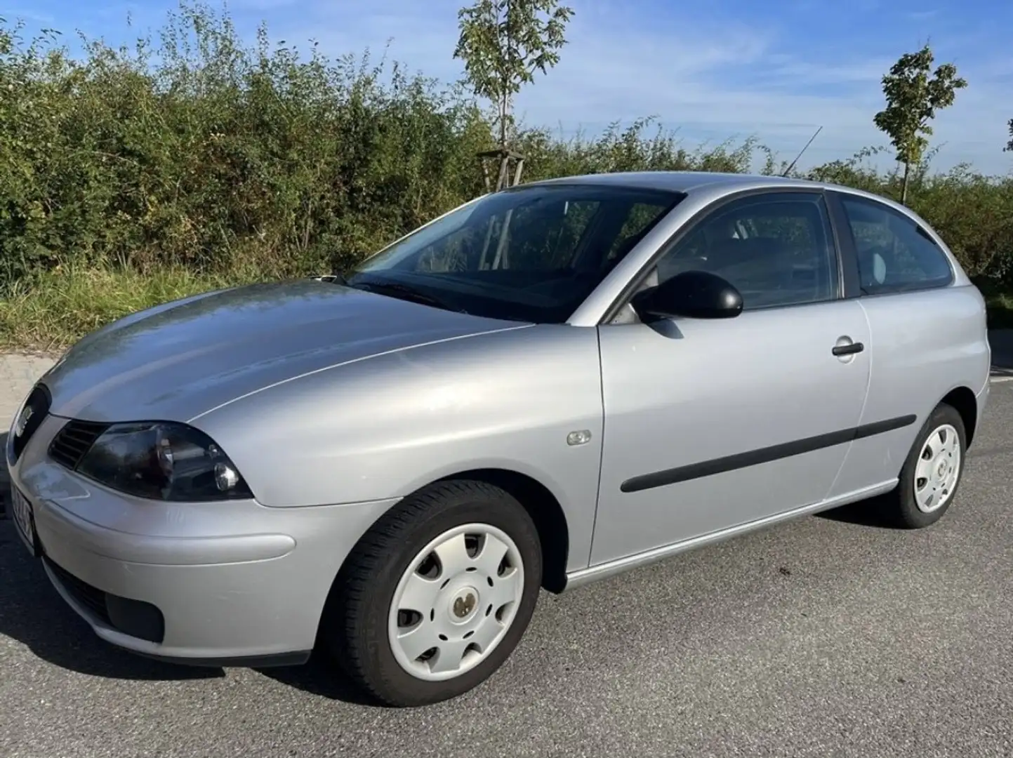 SEAT Ibiza *TÜV NEU* *SCHECKHEFTGEPFELGT* - 1