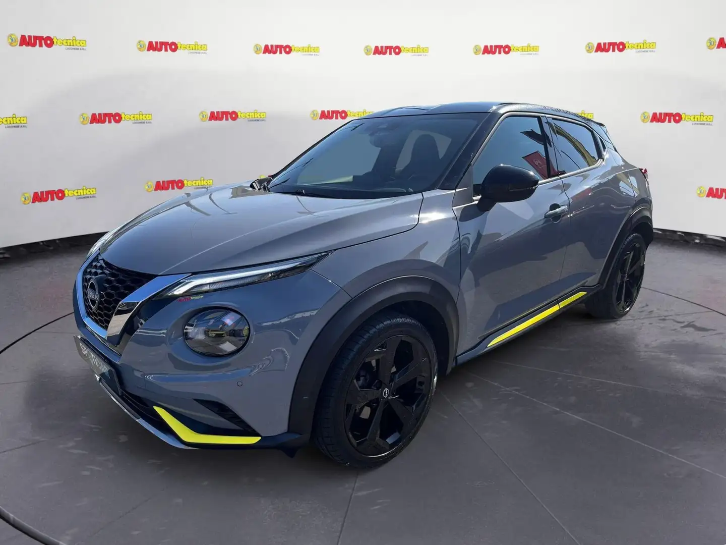 Nissan Juke 1.0 DIG-T 114 CV Kiiro Grigio - 1