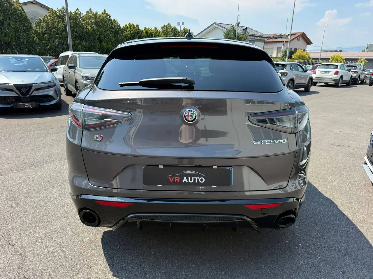 Alfa Romeo Stelvio 2025