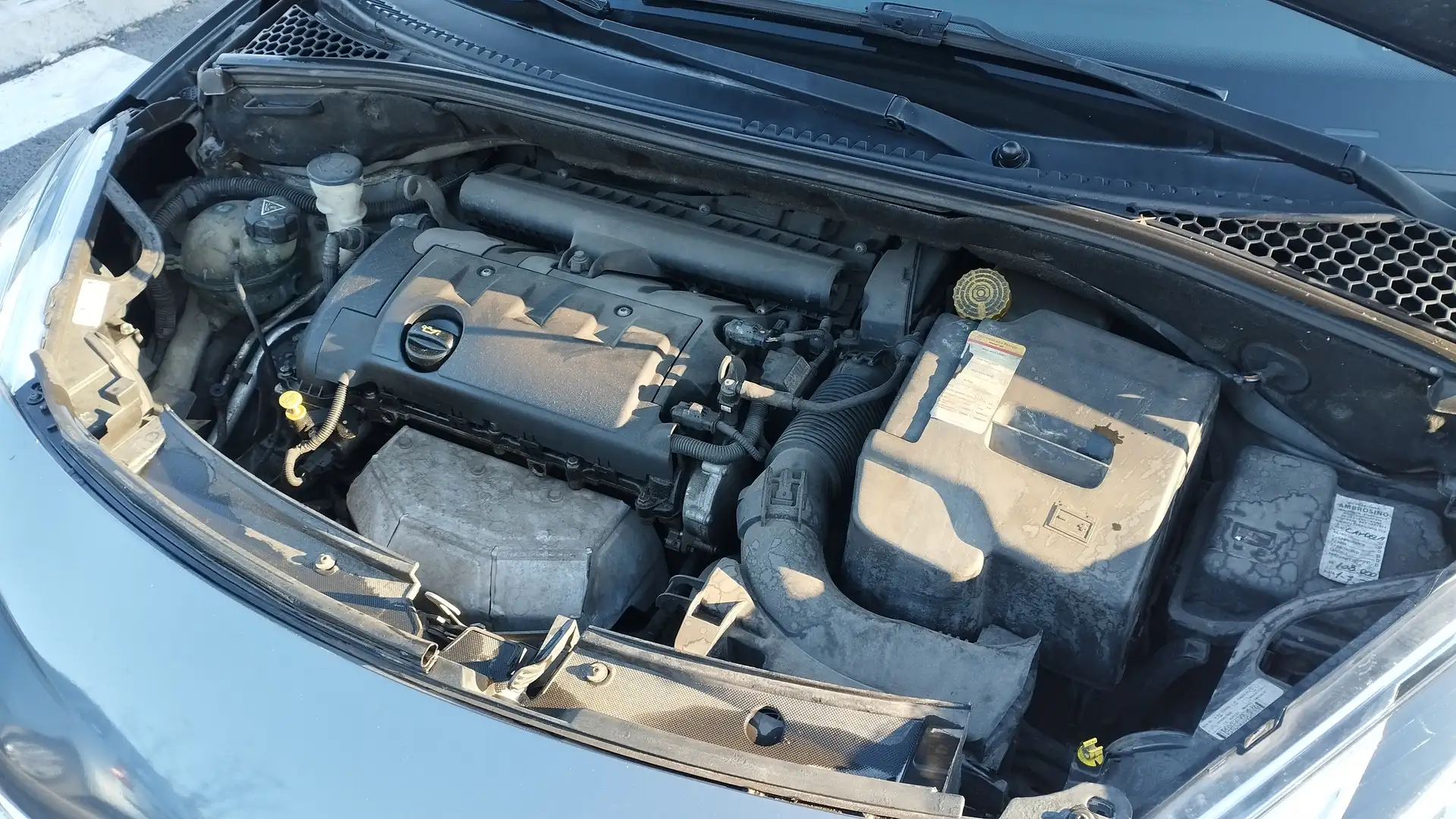 Citroen DS3 DS3 1.4 vti Chic 95cv Gri - 2