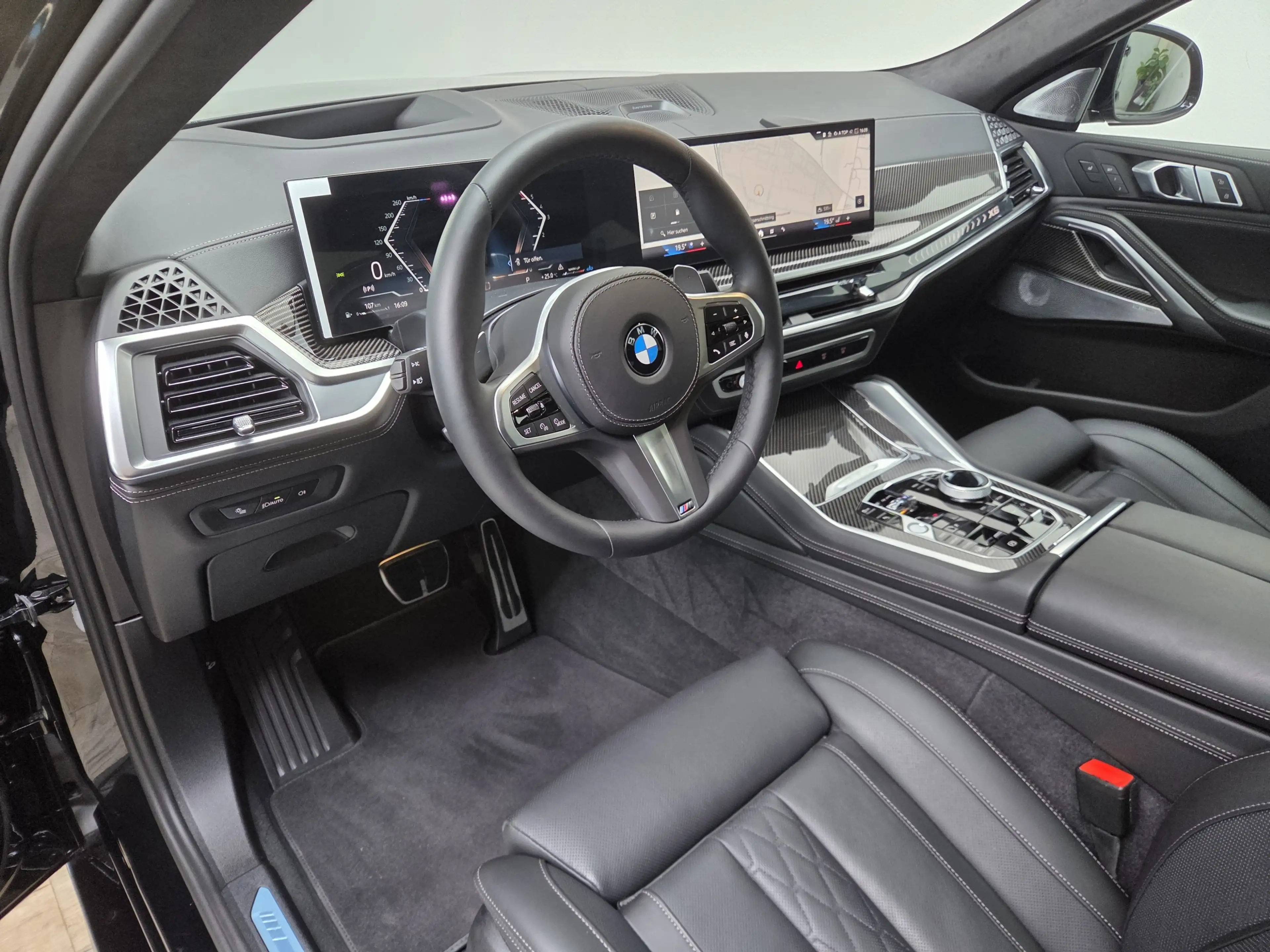 BMW X6 xDr40d M Sport Pro Luft AHK 22Zoll B&W UPE142 — photo 8