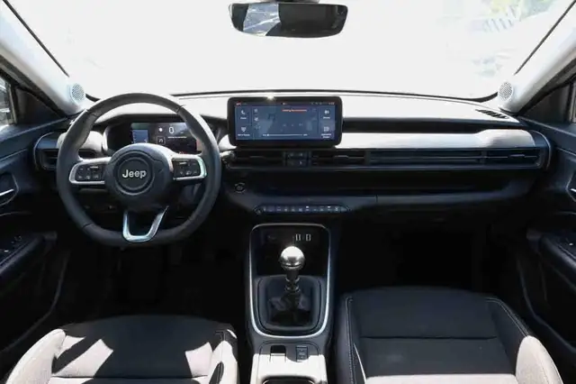 Jeep Avenger view 7