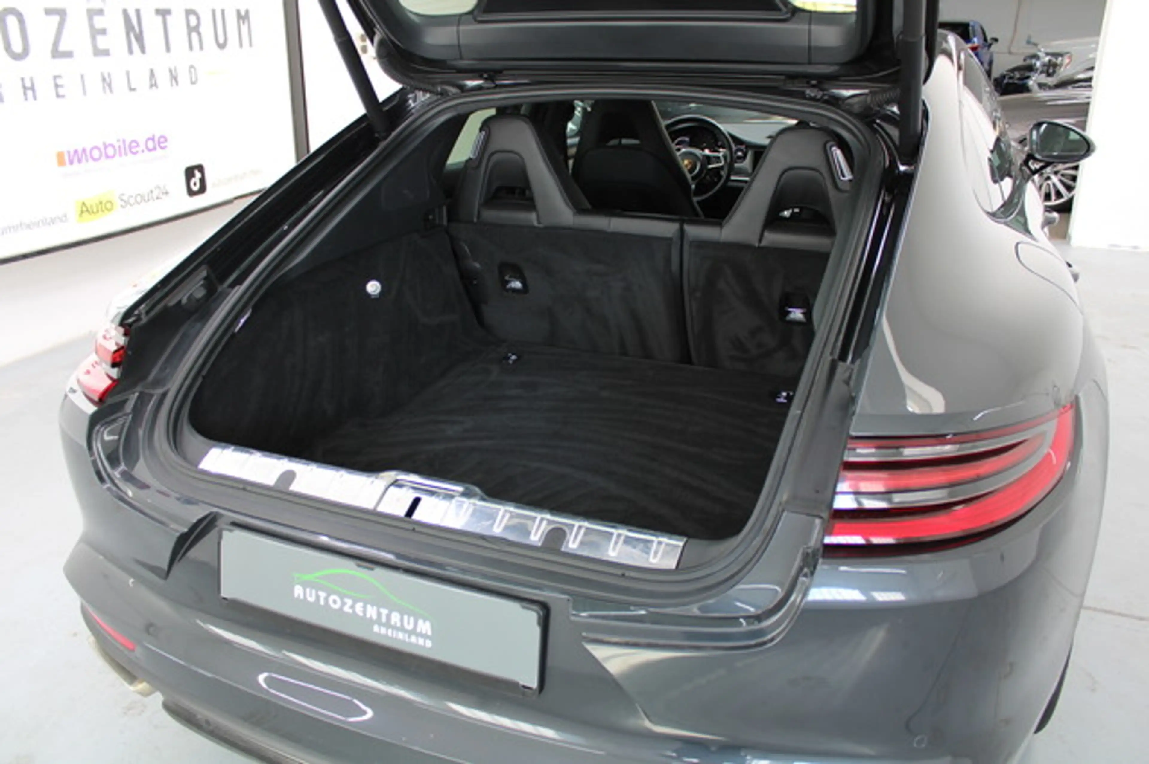 Porsche Panamera 4 E-Hybrid Chrono/CarPlay/DAB/KAMERA — photo 7