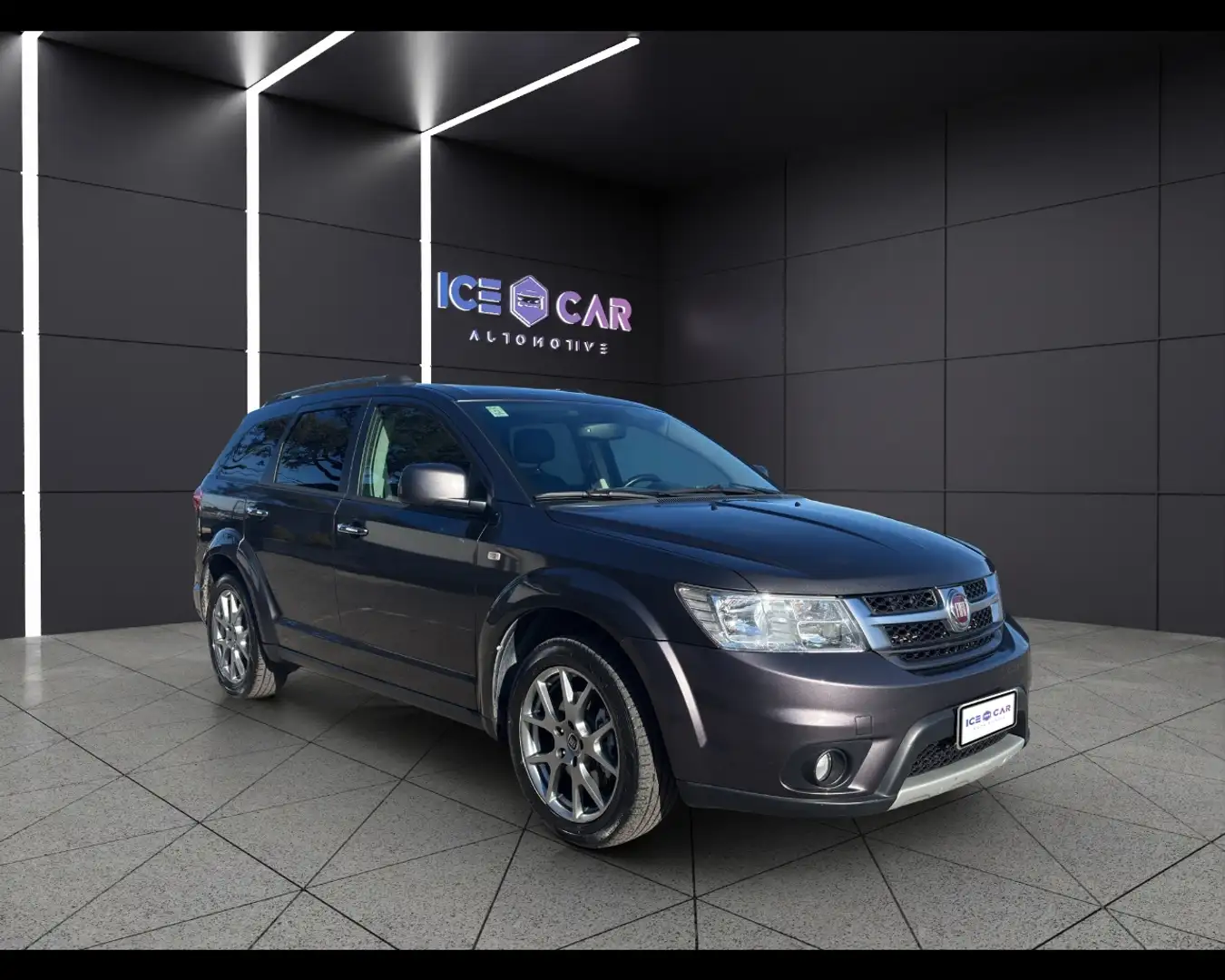 Fiat Freemont 2.0 Mjt 170 CV 4x4 aut. Lounge 7 POSTI! Grigio - 1