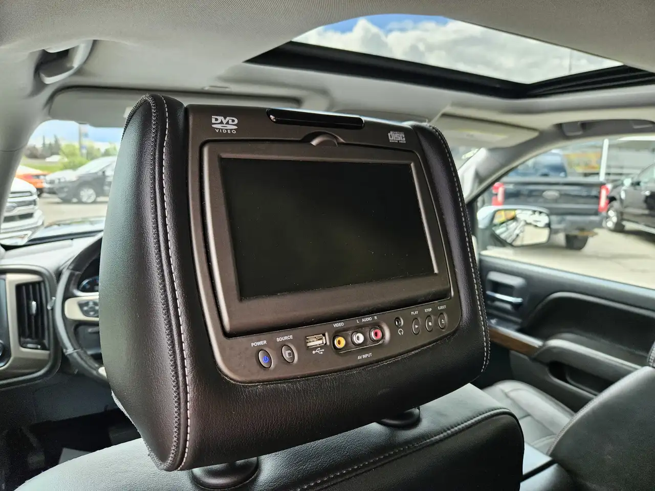 GMC Sierra 1500 снимка GMC Sierra 1500
