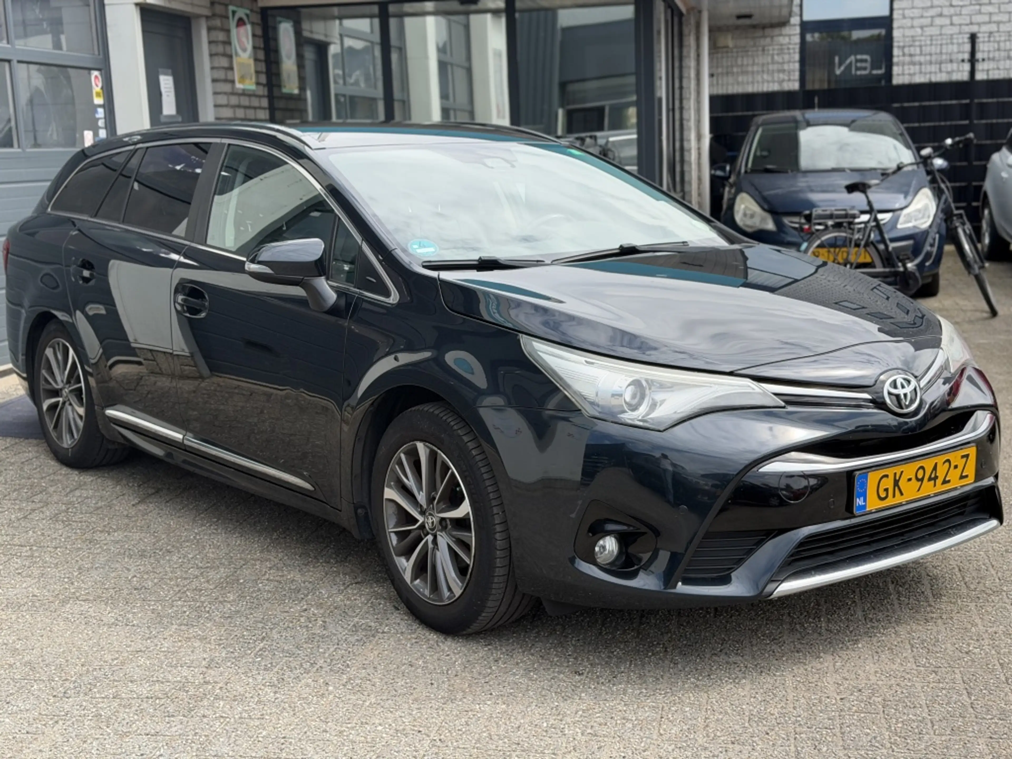 Toyota Avensis Touring Sports 1.6 D-4D-F Lease Pro — photo 3