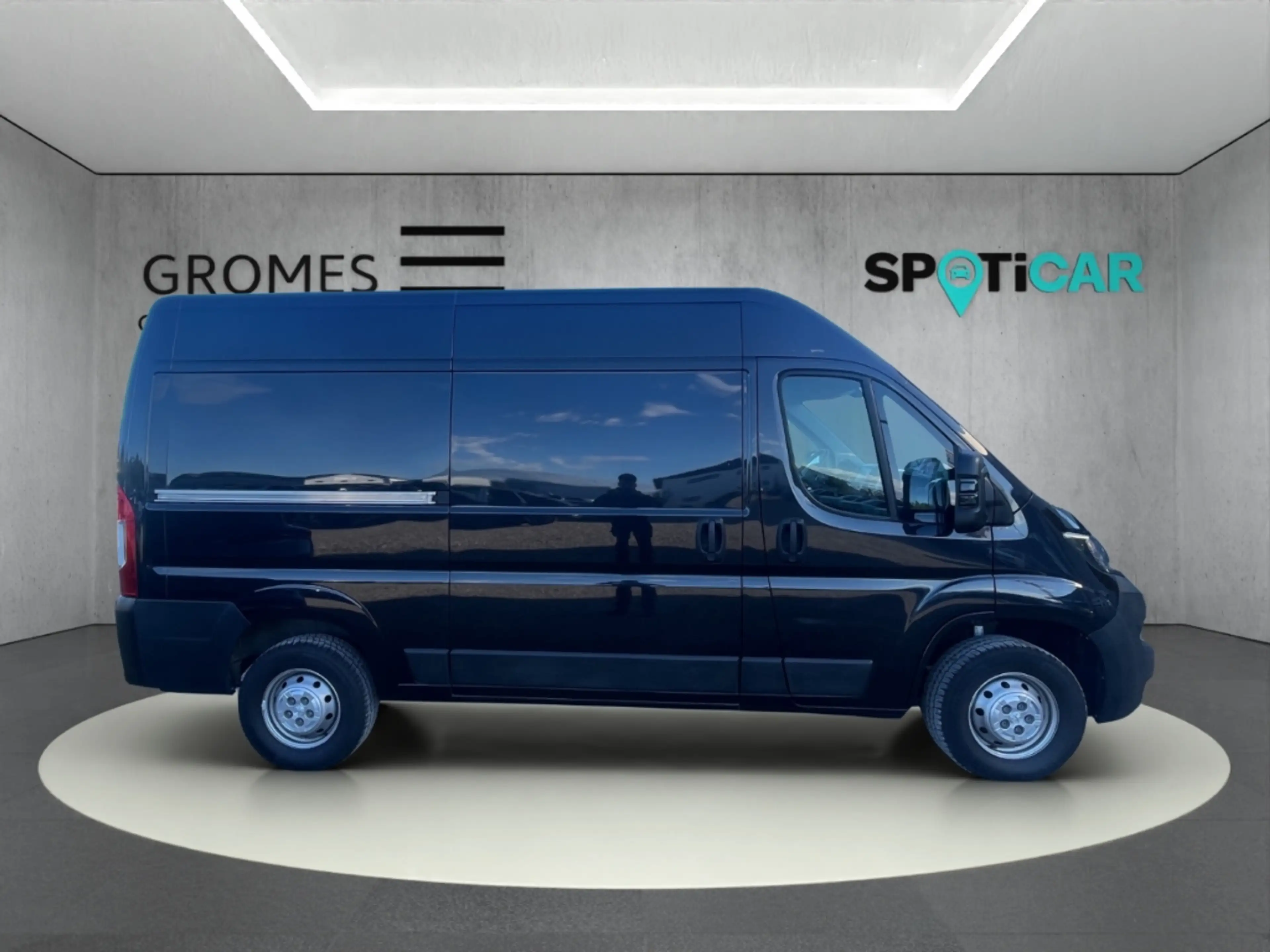 Peugeot Boxer Kasten L2H2 BlueHDi 2,2 140 333 AHK — photo 2