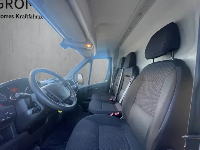 Peugeot Boxer view 8