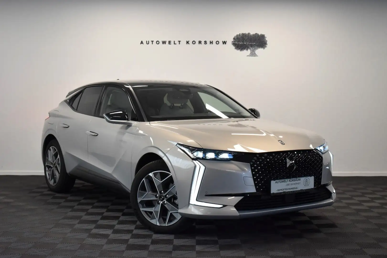 DS Automobiles DS 4 Esprit de Voyage S&S *360°*KEYLESS *HUD *MASSAGE Grau - 1