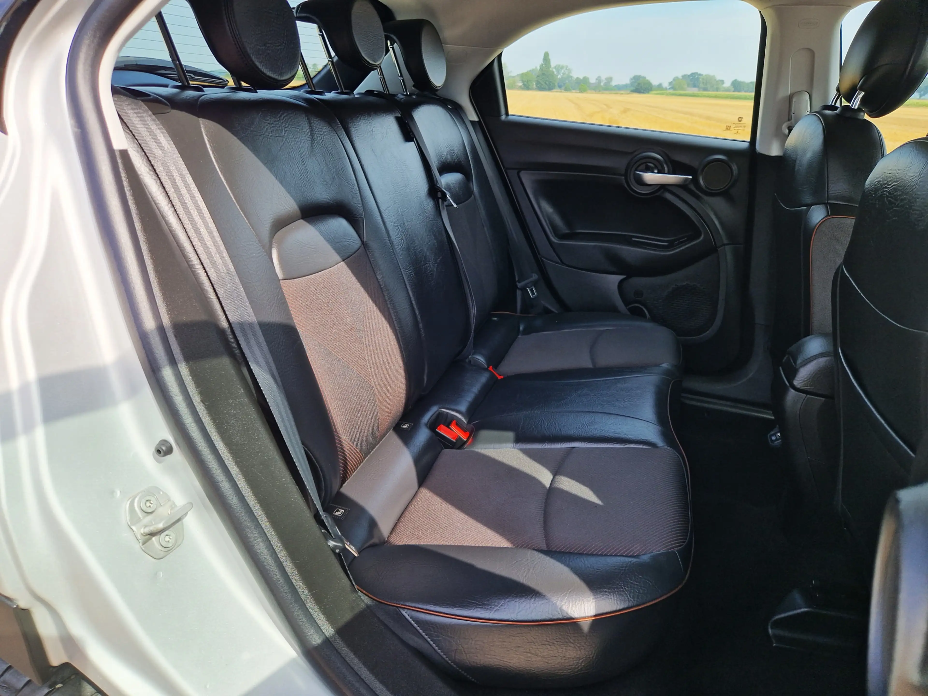 Fiat 500X 1.0 GSE Sport - 120 Pk - Euro 6 - Navi - Climate C — photo 31