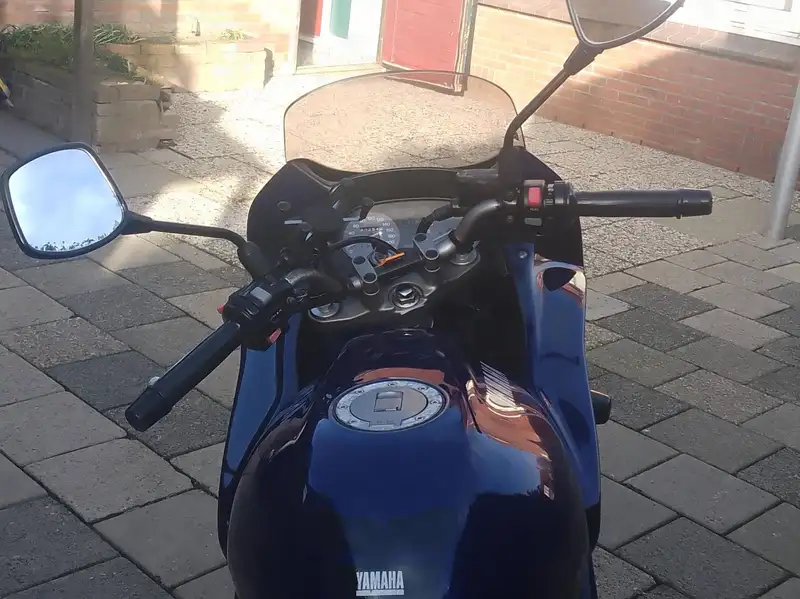 Yamaha XJ 600 - foto 3