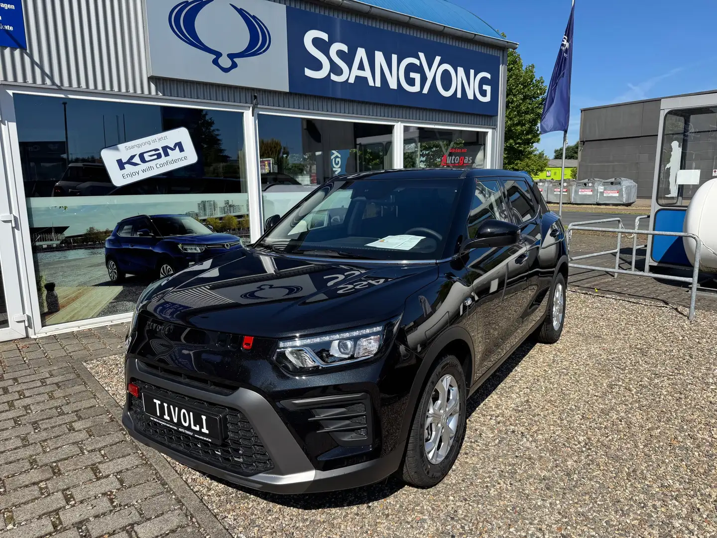 KGM Tivoli Nomad. - Aktion im Autohaus Tekolf. Schwarz - 2