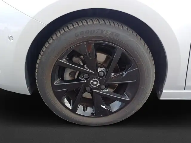 Opel Corsa view 8