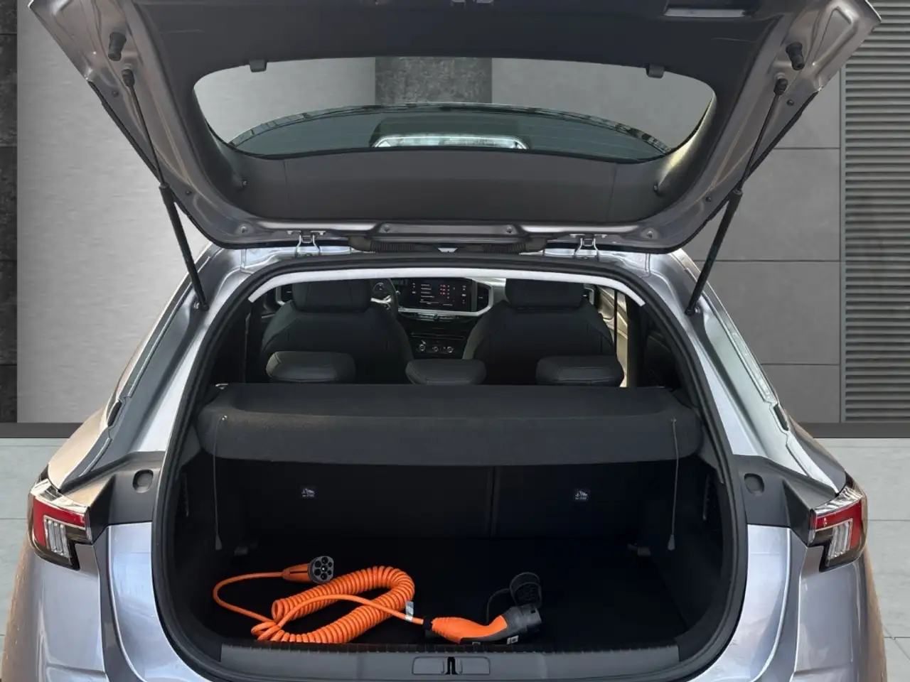 Opel Mokka-E Elegance 11kW PDC+Kamera Navi Sitzh. CarPlay Allwe 5