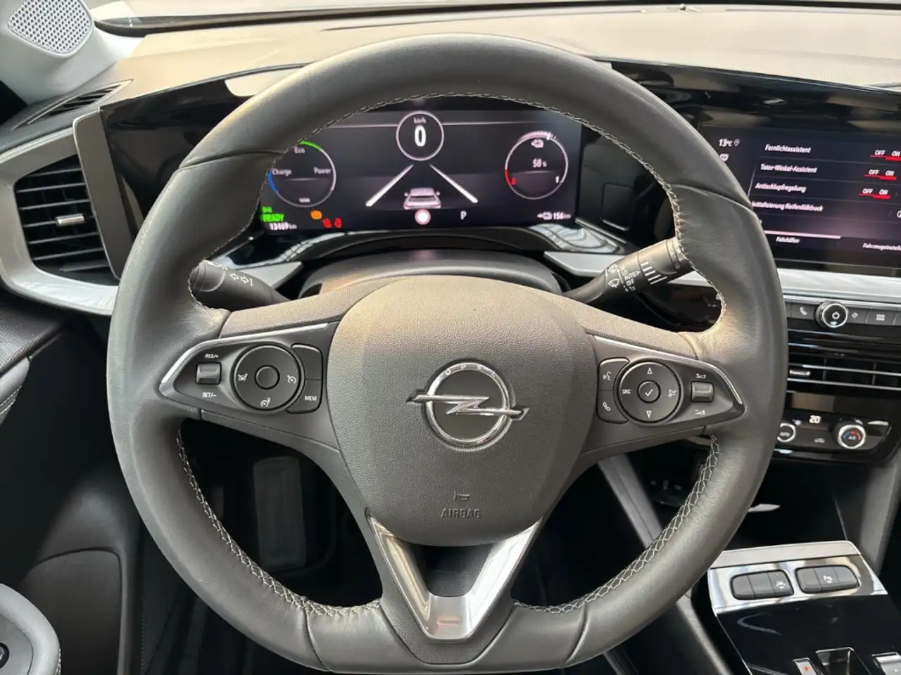 Opel Mokka-E Elegance 11kW PDC+Kamera Navi Sitzh. CarPlay Allwe 12