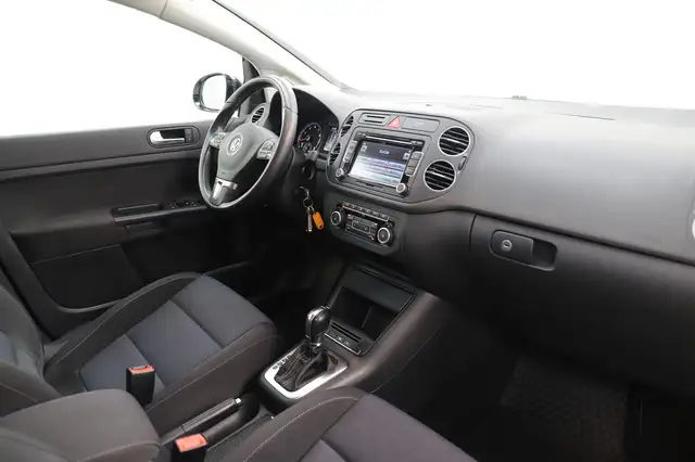 Volkswagen Golf Plus view 15