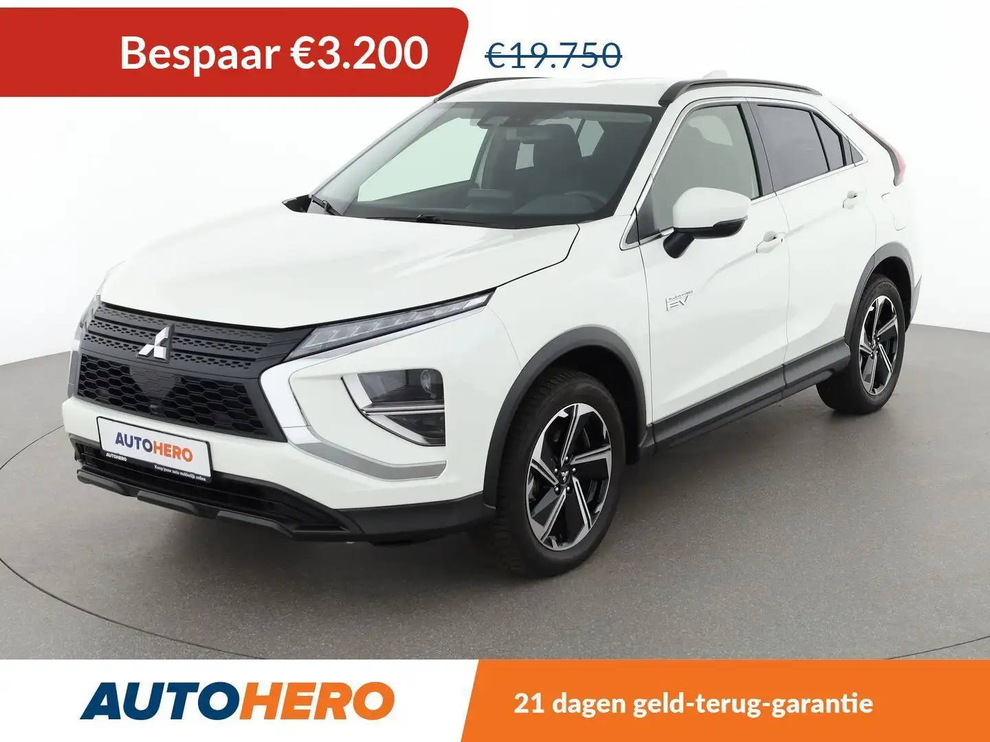 Mitsubishi Eclipse Cross 2.4 Plug-in Hybrid 4WD Bianco - 1