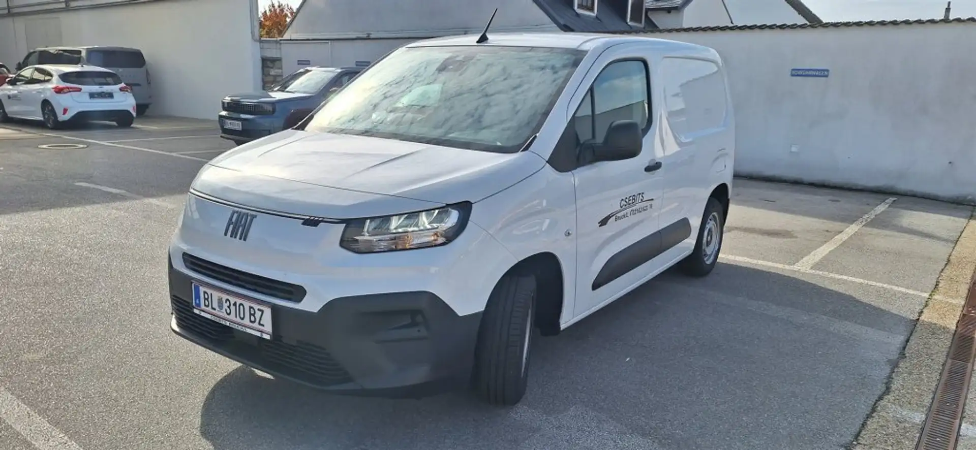 Fiat Doblo serie 3 EasyPro L1 Blue HDi Weiß - 1