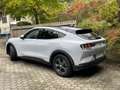 Ford Mustang Mach-E Mustang Mach-E Elektro 99,7kW Extended Range Weiß - thumbnail 2