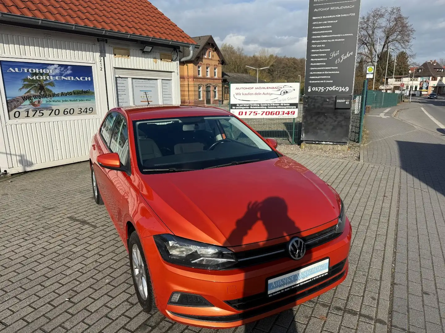 Volkswagen Polo VI Comfortline Orange - 2