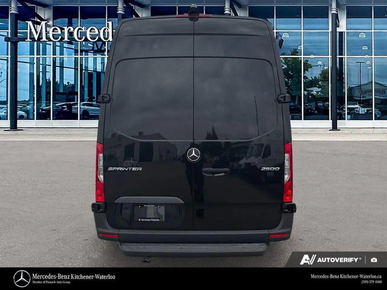 Mercedes-Benz Sprinter снимка Mercedes-Benz Sprinter
