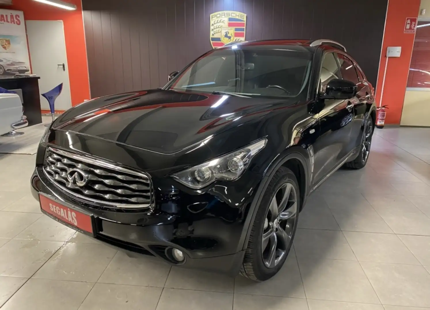 Infiniti FX 30d S Premium Aut. Schwarz - 1