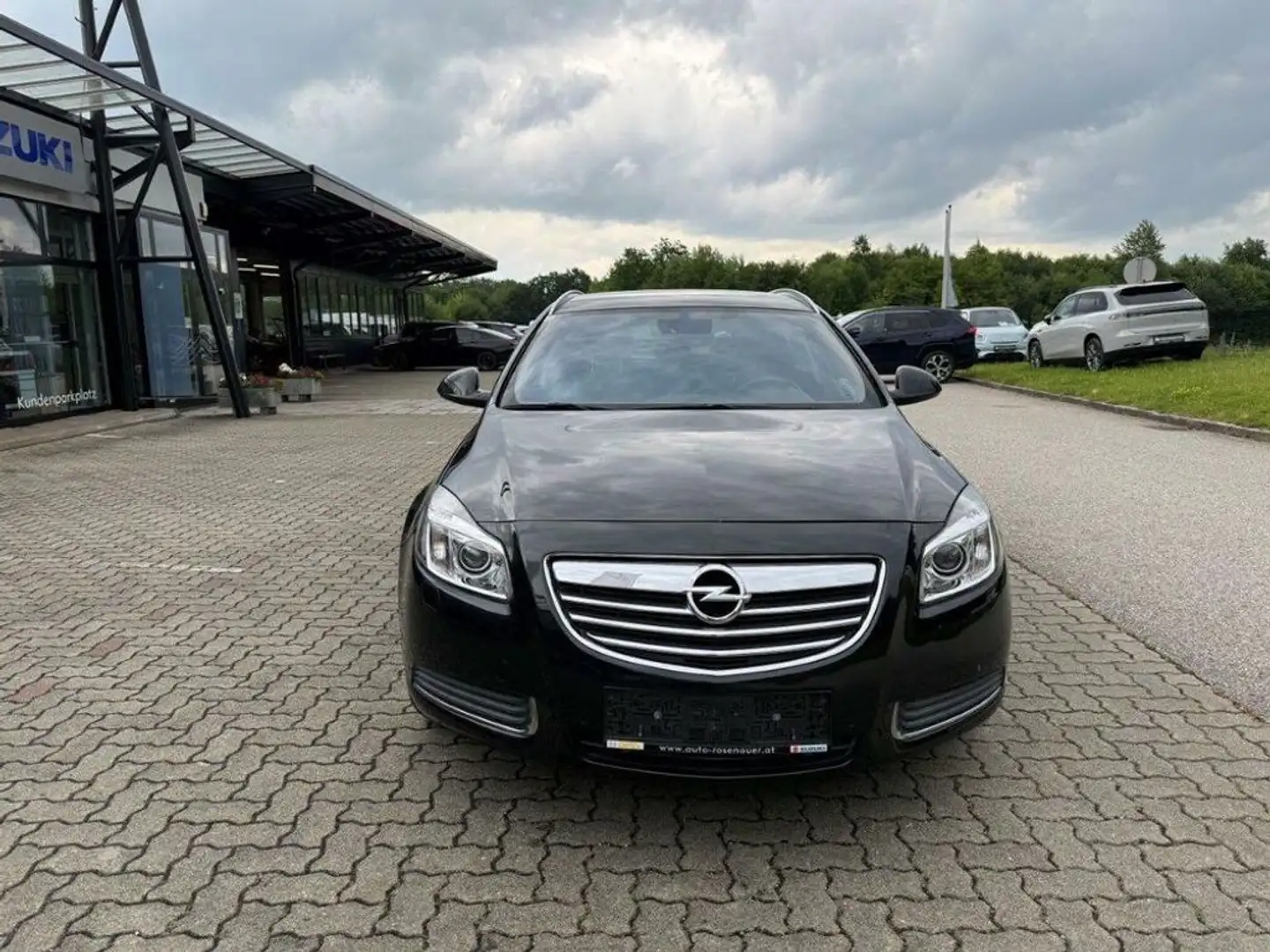 Opel Insignia SportsTourer Cosmo 2,0 CDTI Autom !LEDER! Czarny - 2