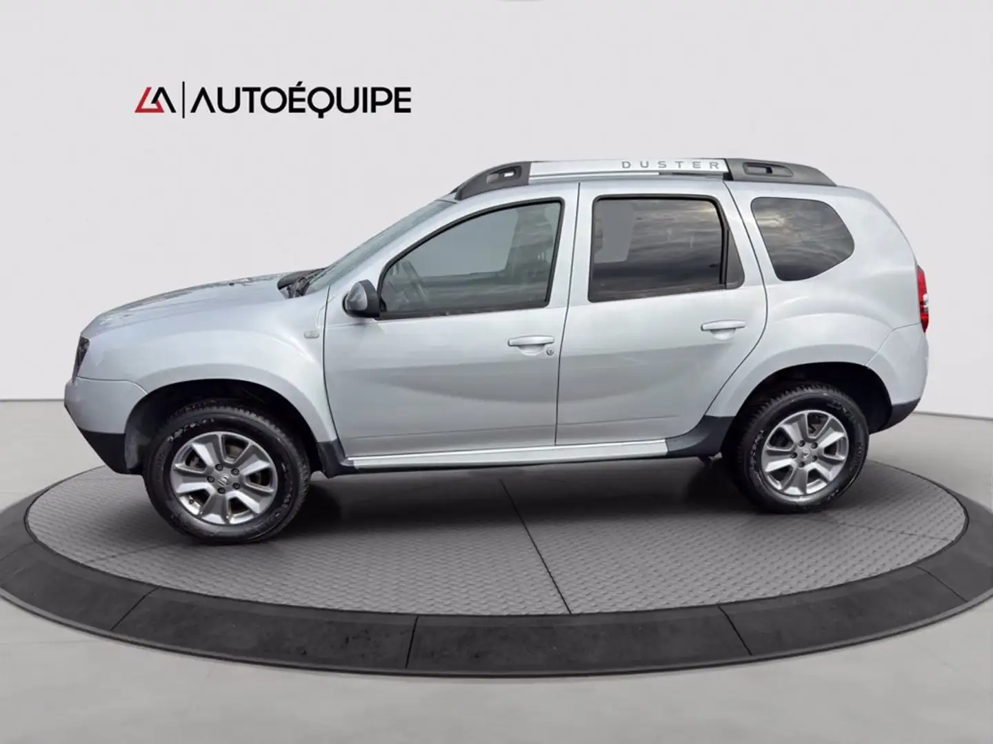 Dacia Duster 1.5 dci Laureate Family 4x2 s&s 110cv Grigio - 2