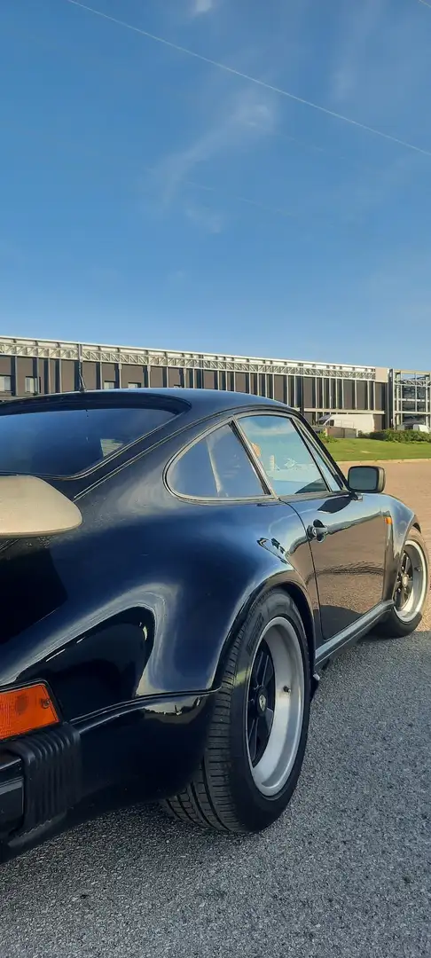 Porsche 930 Coupe turbo 3.3 - 1