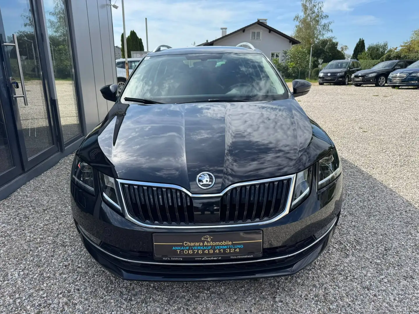 Skoda Octavia Automatik Kamera Navi Schwarz - 2