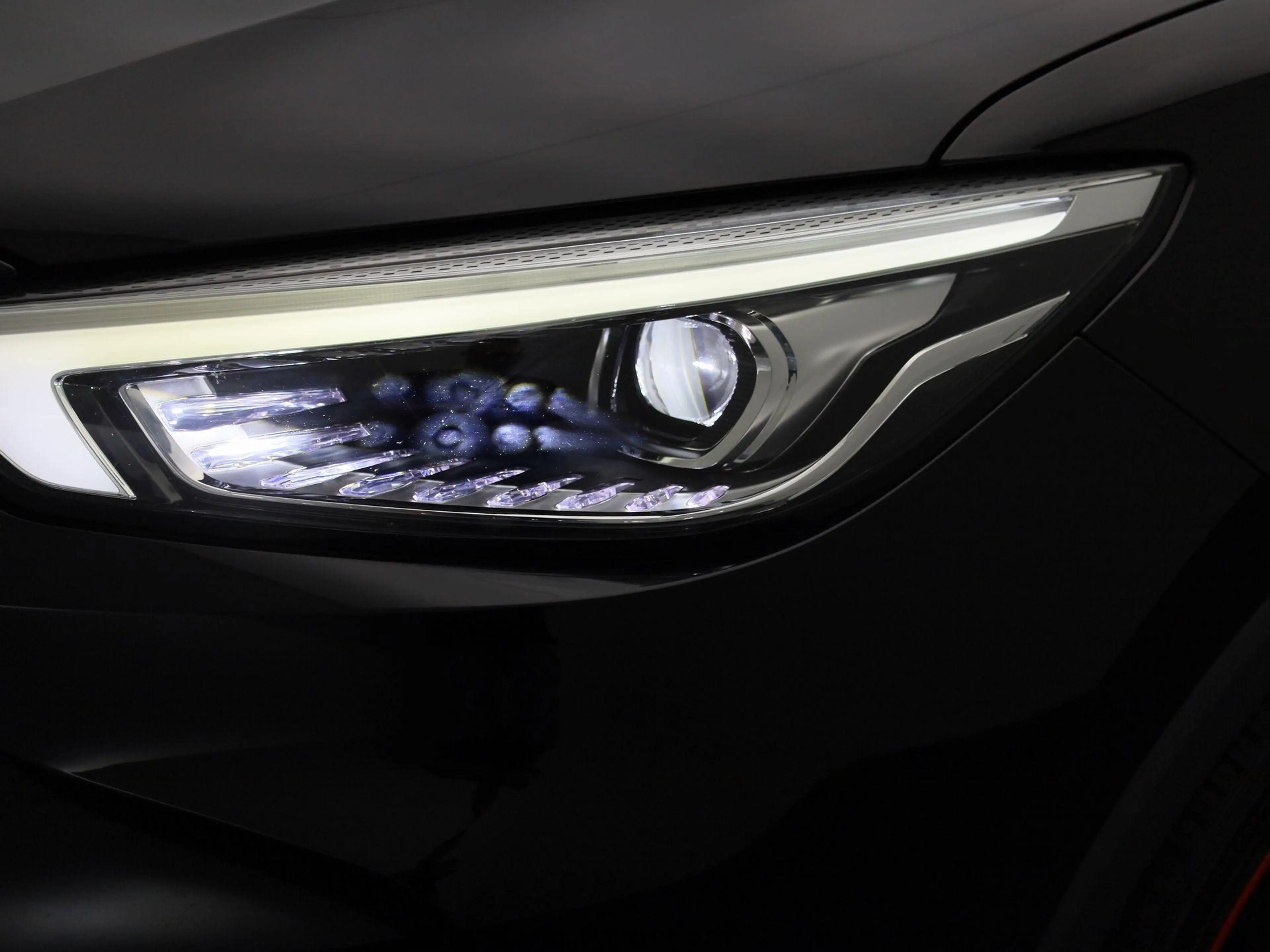 MG ZS MG EV EV Long Range Luxury 70 kWh — photo 14