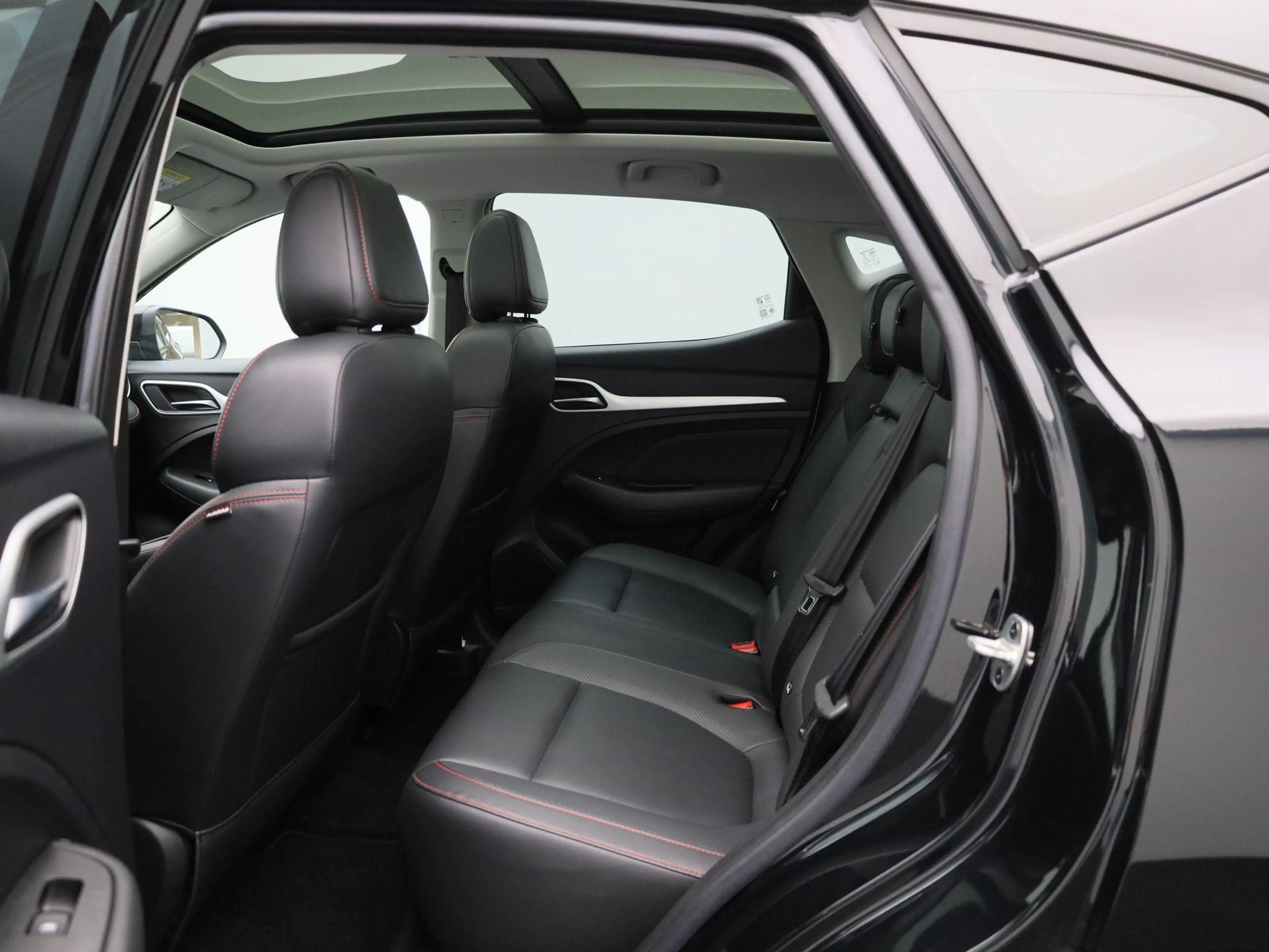 MG ZS MG EV EV Long Range Luxury 70 kWh — photo 10