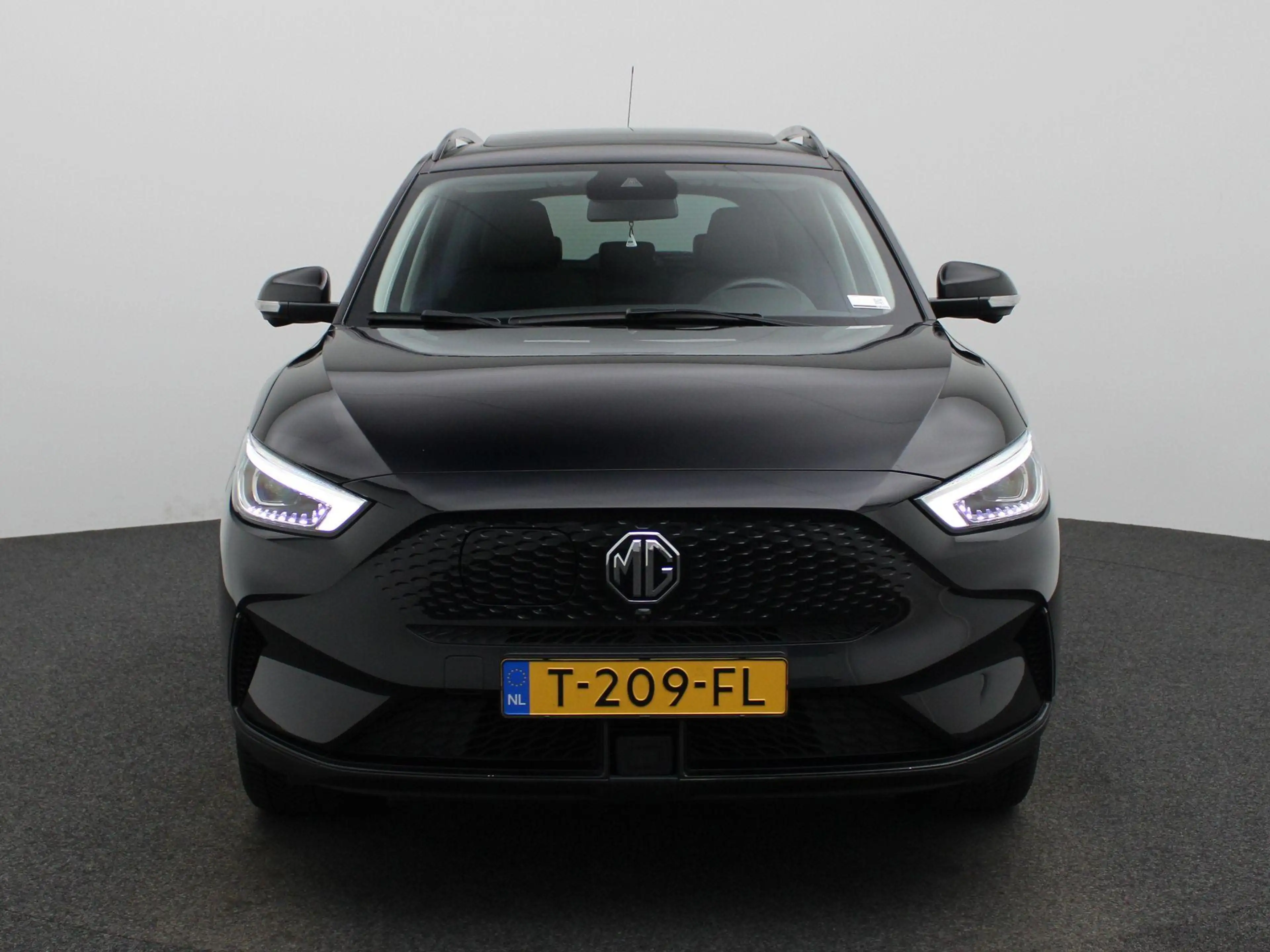 MG ZS MG EV EV Long Range Luxury 70 kWh — photo 3
