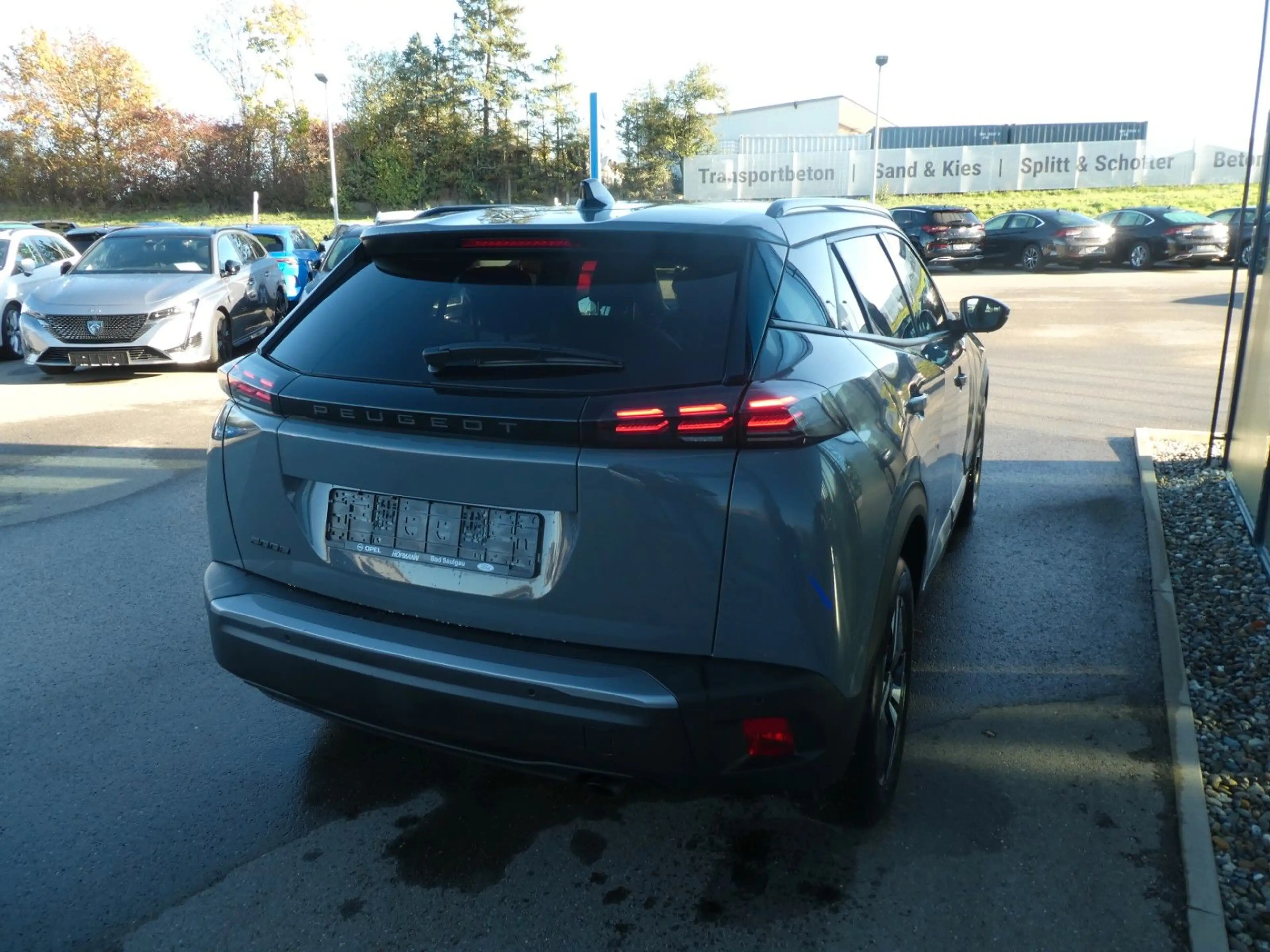 Peugeot 2008 Allure, Klima, SHZ, PDC, DAB, LED — photo 5