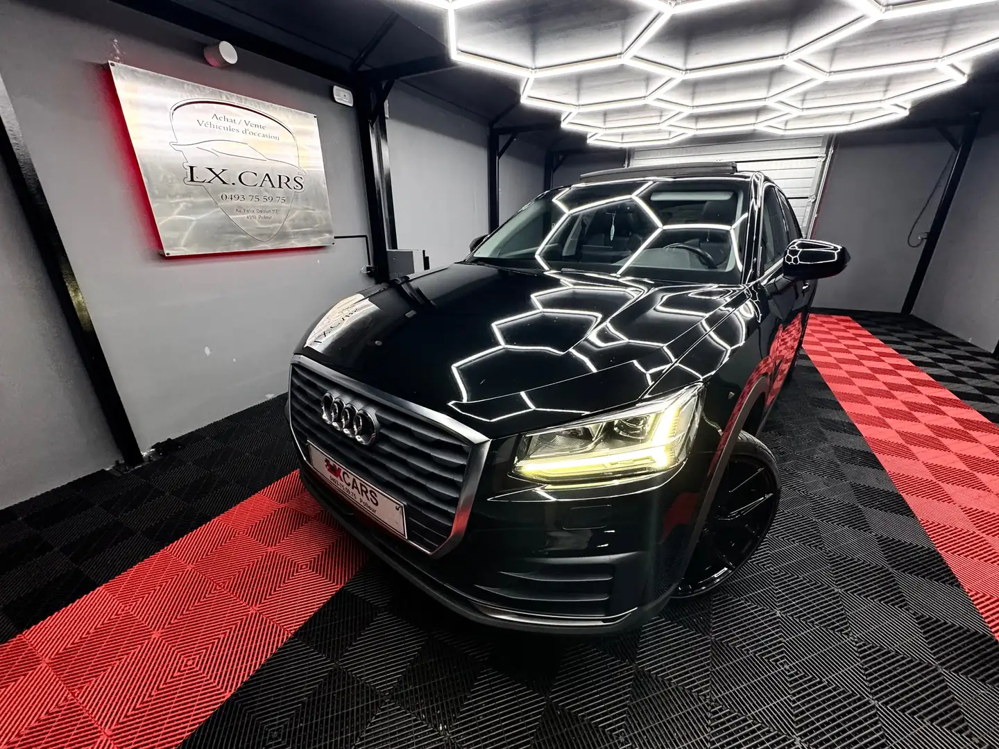 Audi Q2 🔺AUDI Q2 * TFSI*TOIT OUVRANT * XENON🔺 Noir - 1