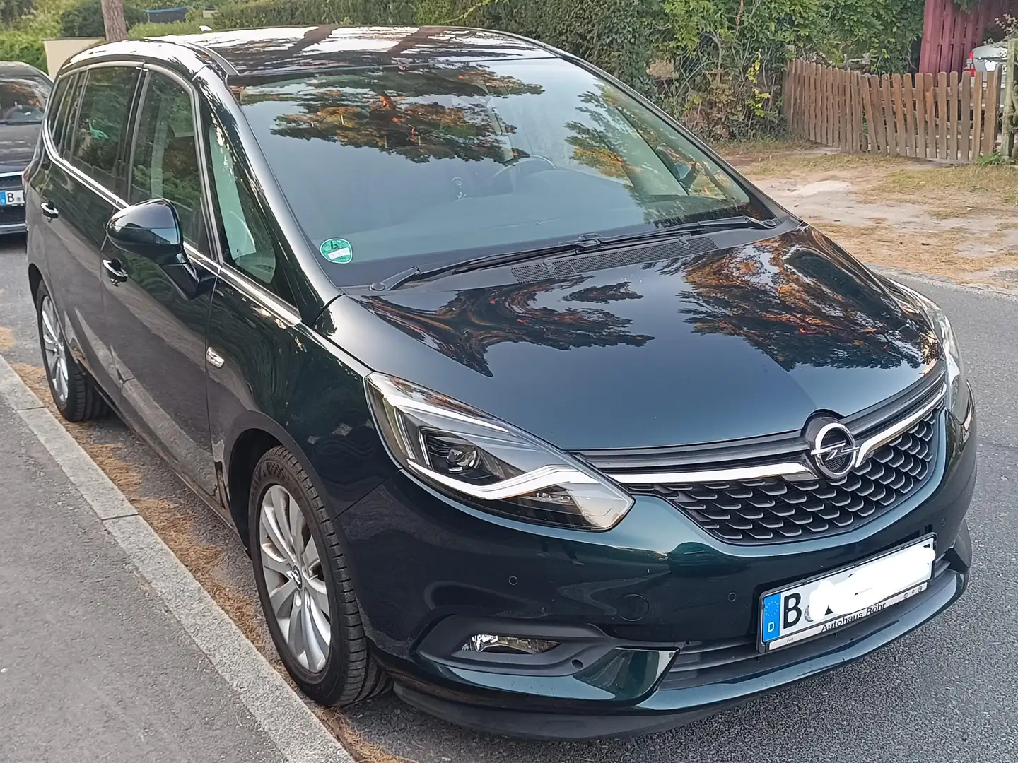 Opel Zafira Zafira 1.4 Turbo Automatik Innovation Grün - 2