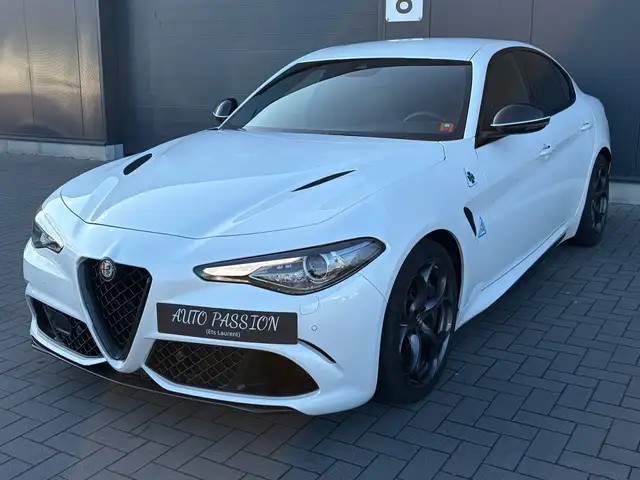 Alfa Romeo Giulia 2.9TV6 Quadrifoglio ÉTAT NEUF 16000 KMS