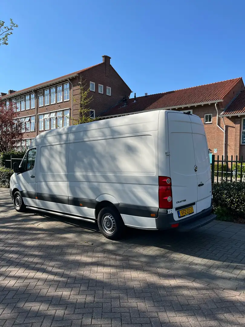 Volkswagen Crafter 35 2.0 TDI L3H2 Wit - 2
