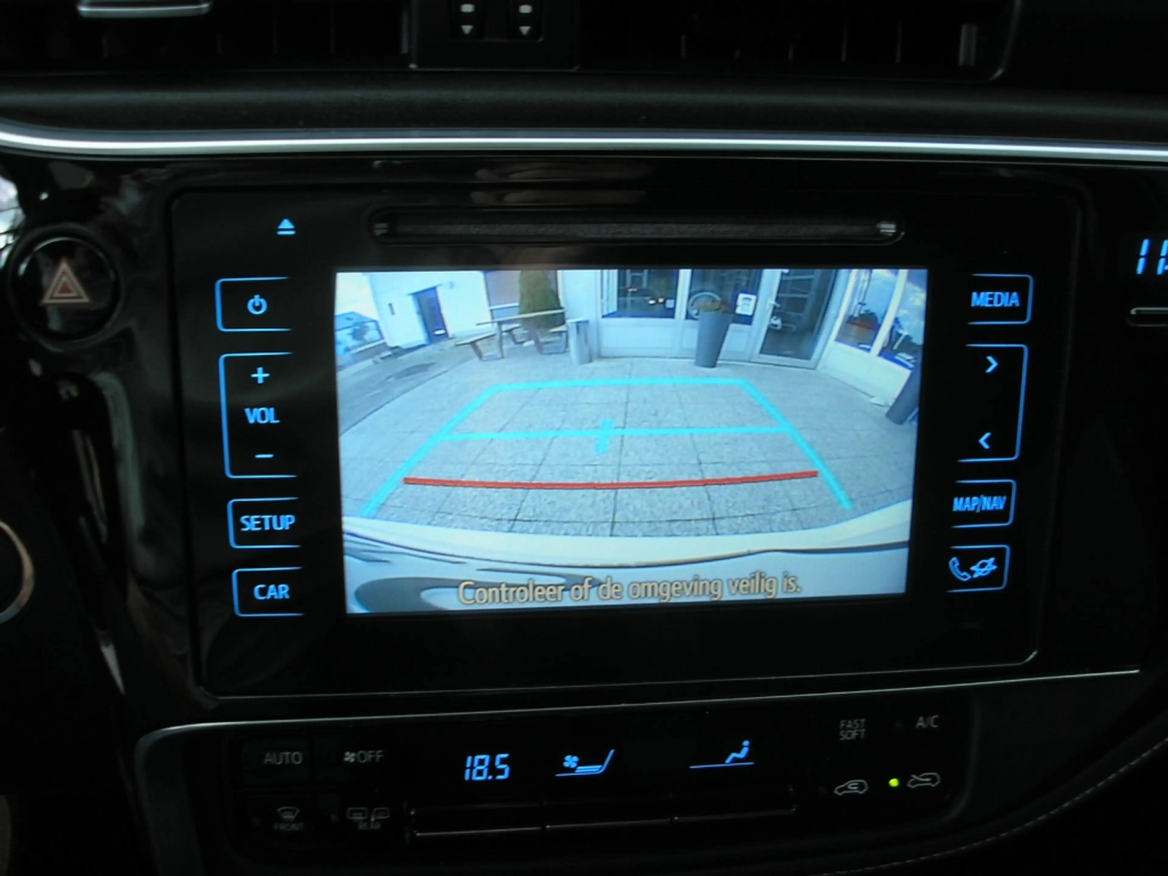 Toyota Auris Touring Sports 1.8 Hybride Dynamic — photo 18