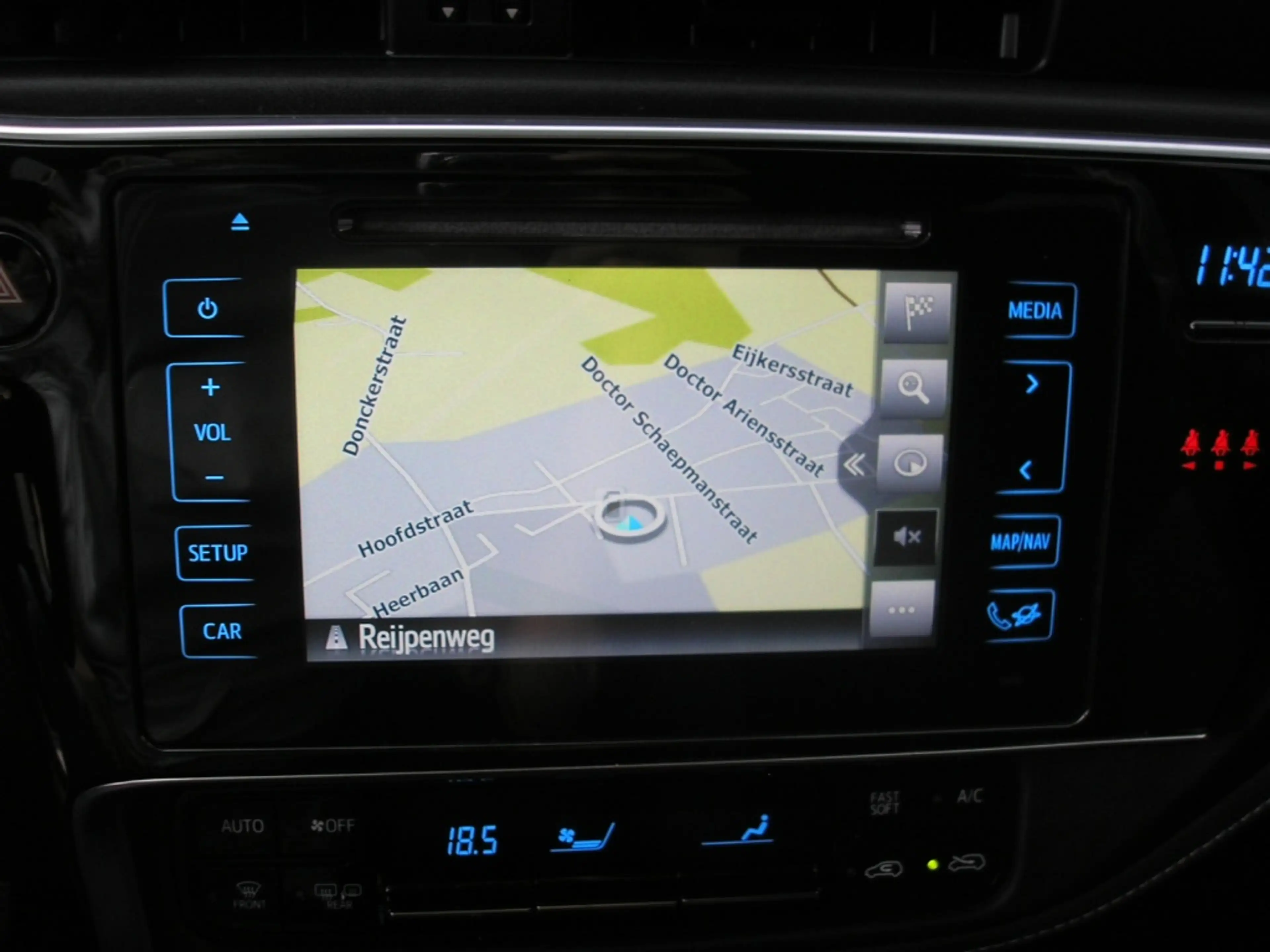 Toyota Auris Touring Sports 1.8 Hybride Dynamic — photo 17