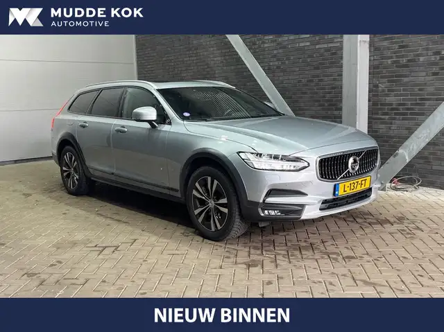 Volvo V90 Cross Country T5 AWD Pro | Bowers&Wilkins | Luchtvering Achter |