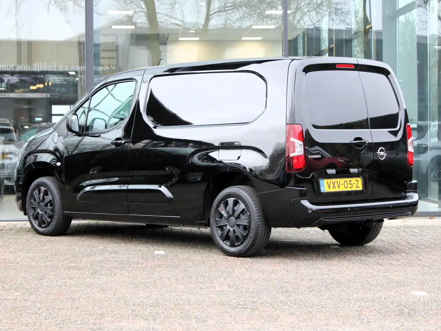 Opel Combo 1.5 BlueHDi 130 S&S L2 Automaat | Apple Carplay / Zwart - 2