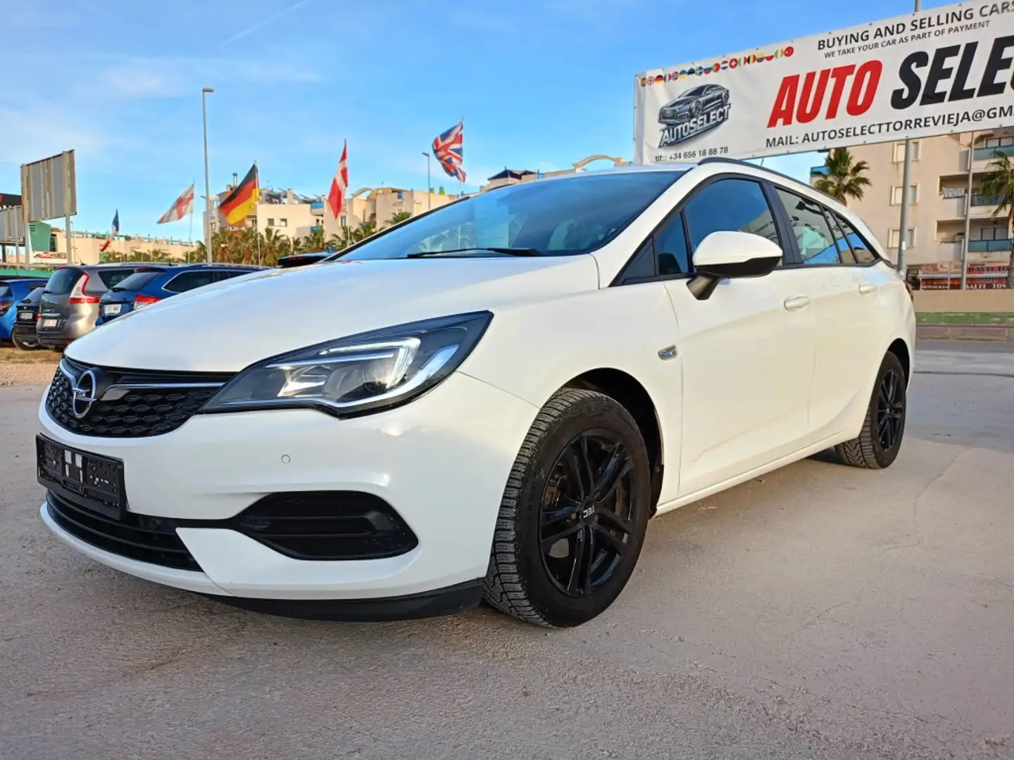 Opel Astra ST 1.5D S/S Ultimate Aut. 122 Blanc - 1