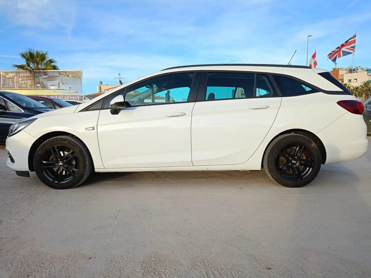 Opel Astra ST 1.5D S/S Ultimate Aut. 122 Blanc - 2