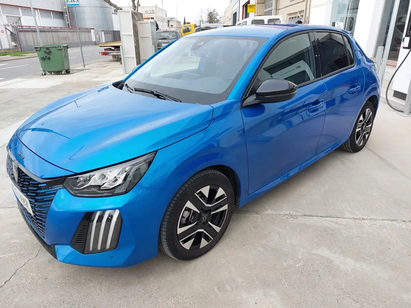 Peugeot 208 1.2 Puretech S&S Allure 100 Azul - 1
