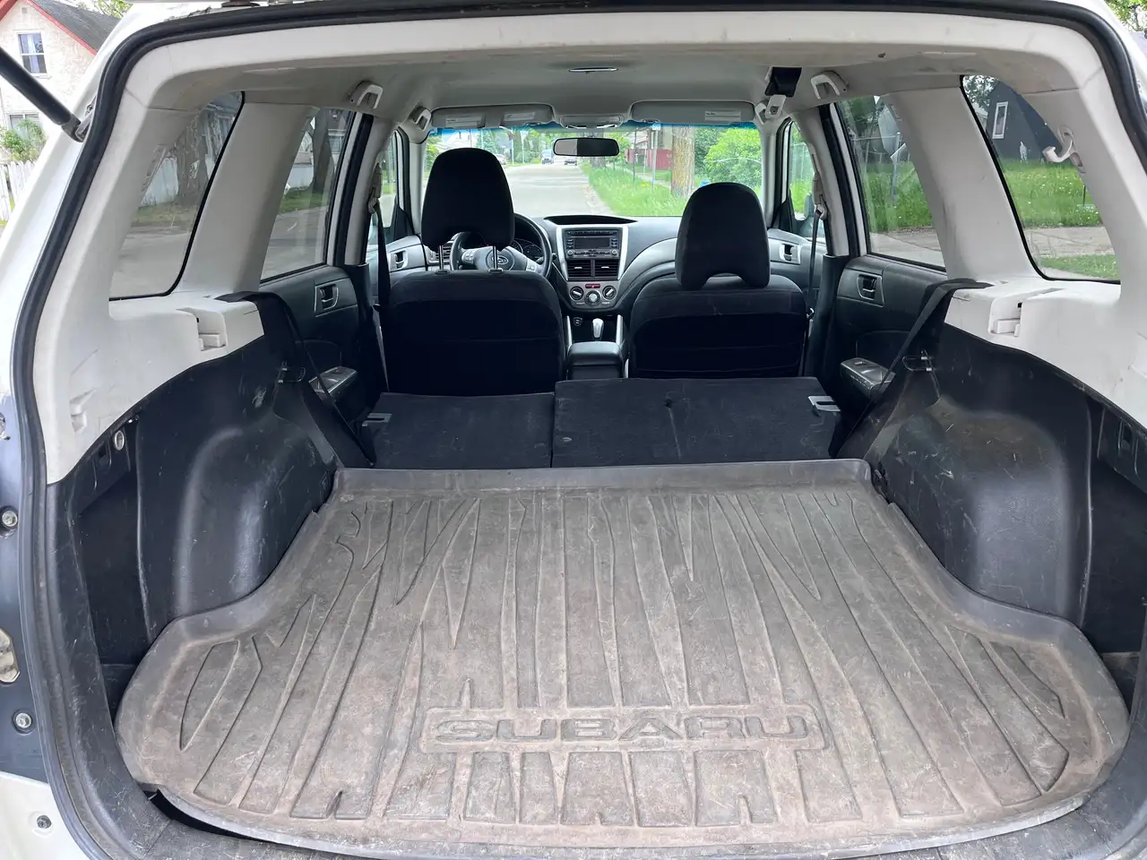 Subaru Forester снимка Subaru Forester